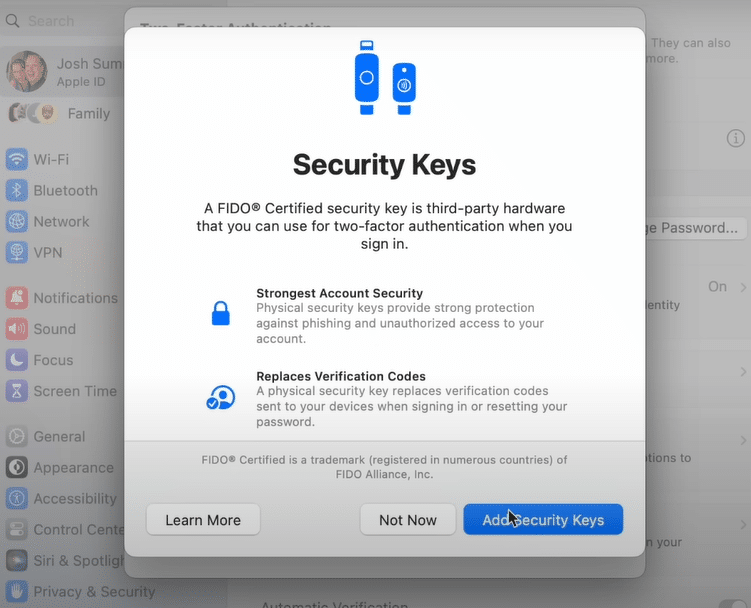 security key and iCloud